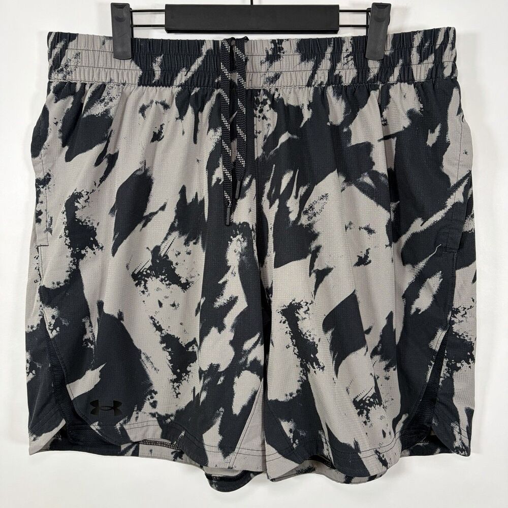 Under Armour Athletic Shorts Mens Size XL Black Gray Camo 34x9 Drawstring Gym
